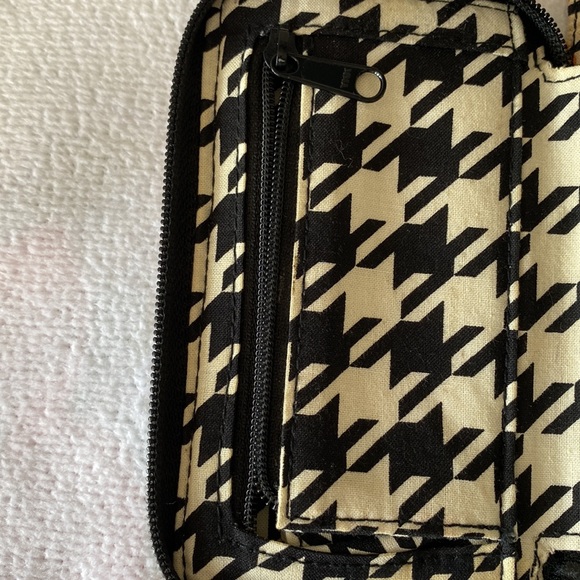 Vera Bradley All in One Wristlet- Bittersweet - Picture 5 of 9